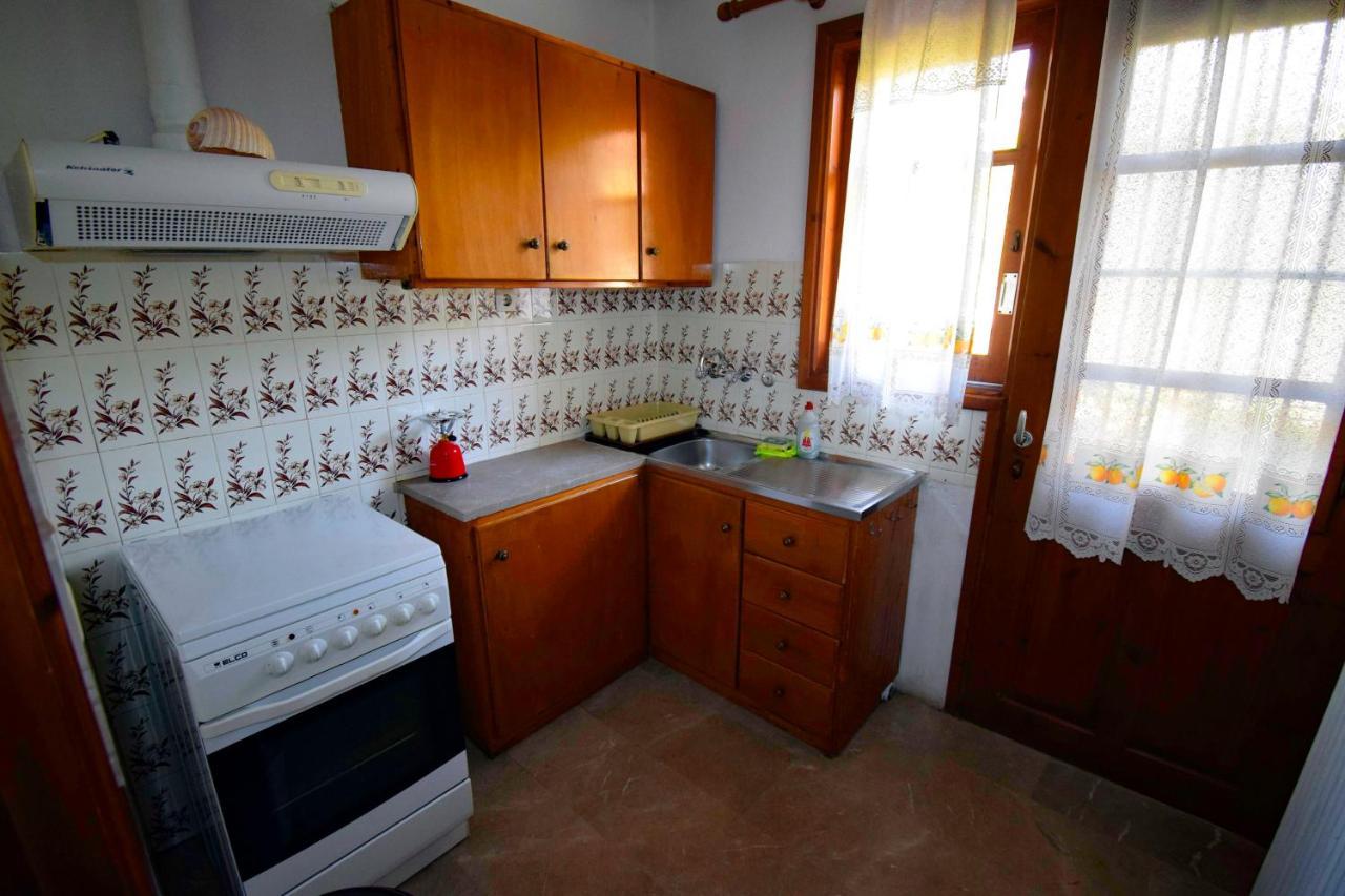 Tirós Mega Apartments מראה חיצוני תמונה