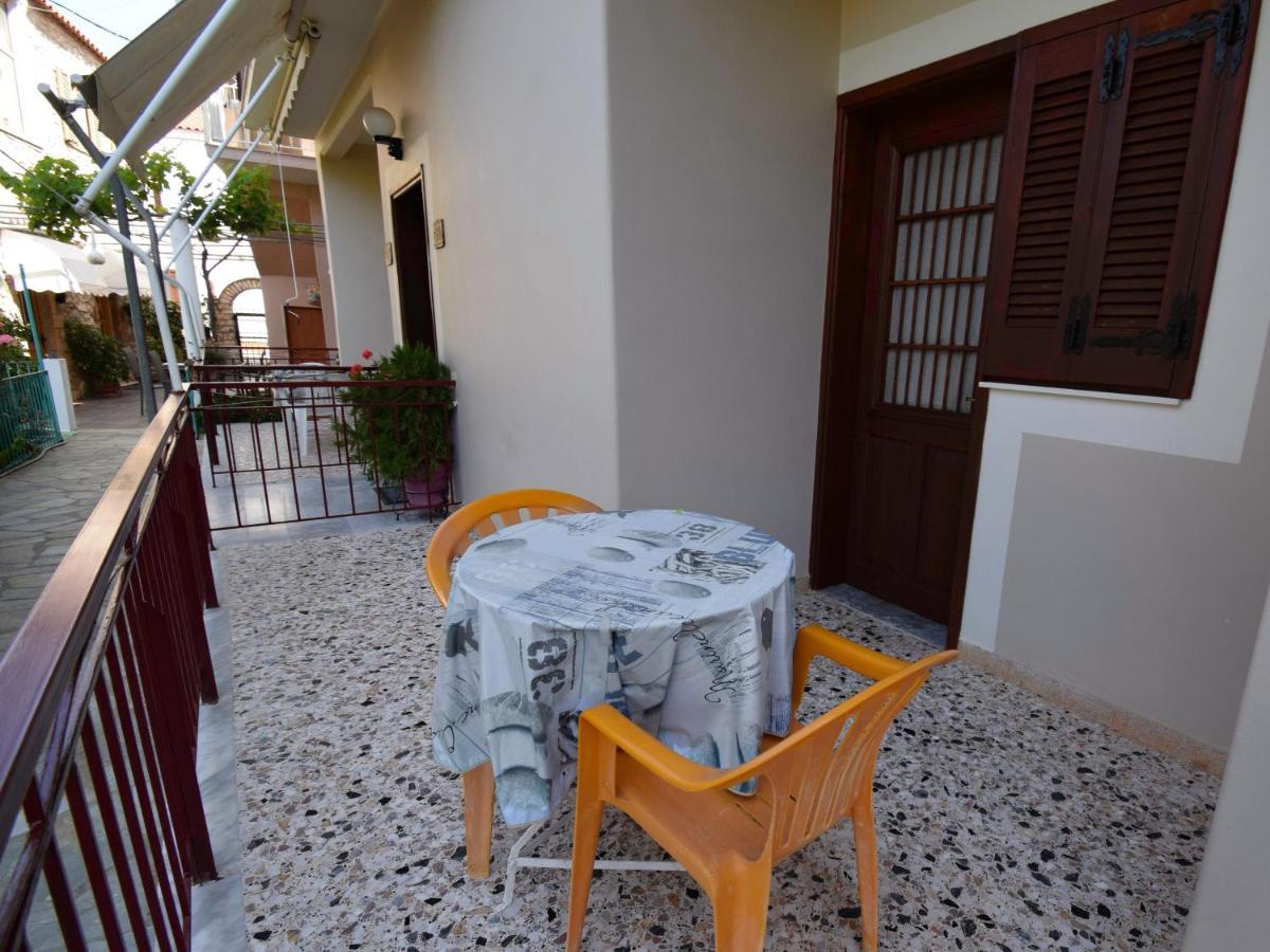 Tirós Mega Apartments מראה חיצוני תמונה