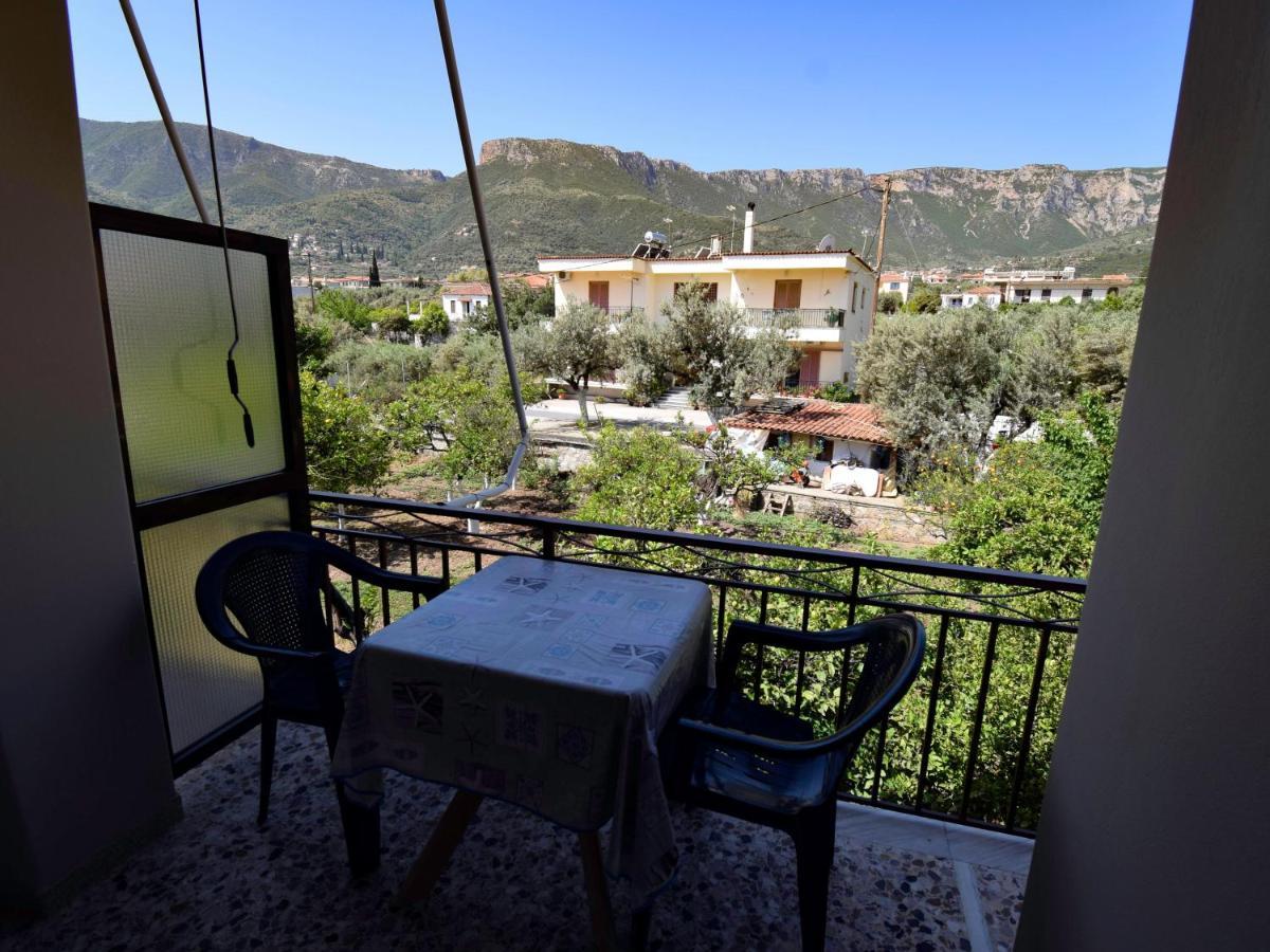 Tirós Mega Apartments מראה חיצוני תמונה