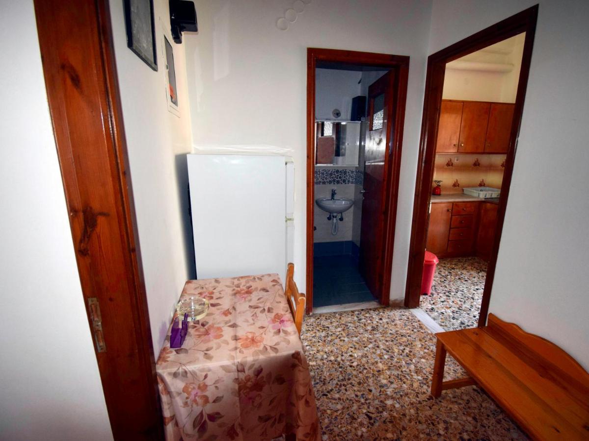 Tirós Mega Apartments מראה חיצוני תמונה