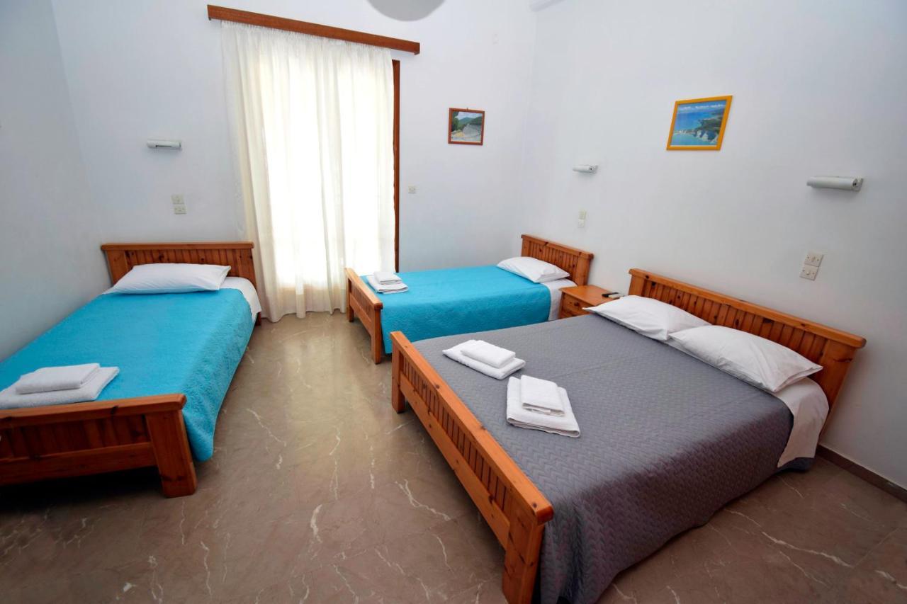Tirós Mega Apartments מראה חיצוני תמונה